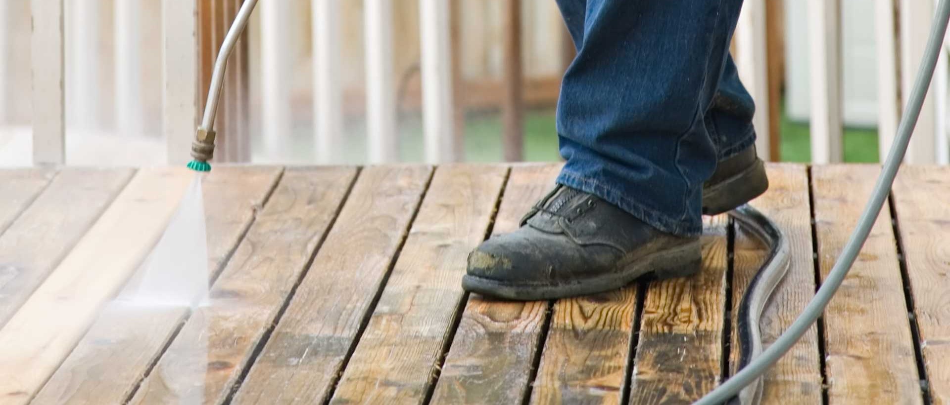 patio cleaning TW14